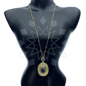 Fashion Gem and Crystals Pendant Necklace
