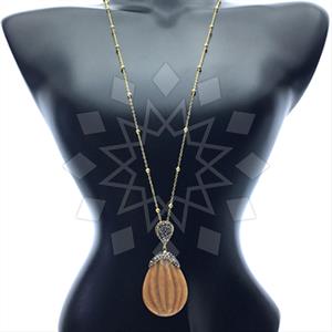 Fashion Gem and Crystals Pendant Necklace