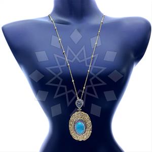Fashion Gem and Crystals Pendant Necklace