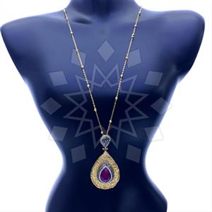 Fashion Gem and Crystals Pendant Necklace