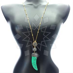 Fashion Gem and Crystals Pendant Necklace