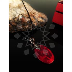 Fashion Charming and Dainty  Unique Necklace