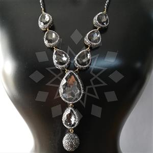 Fashion Gem and Crystals Beaded Necklace
