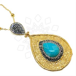 Fashion Gem and Crystals Pendant Necklace