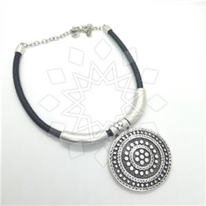 Fashion Geometric Pendant Necklace