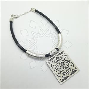 Fashion Geometric Pendant Necklace