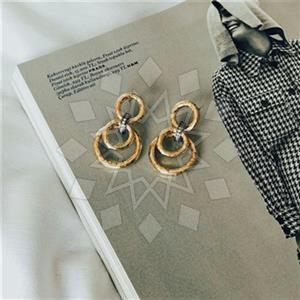 Fashion Geometric Statement Earring