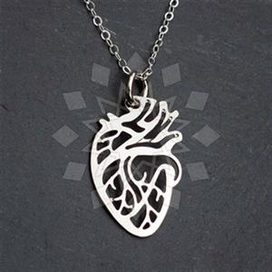 Fashion Heart and Love Pendant Necklace