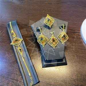 Fashion Keepsake  Ring Earring Pendant Bracelet Sets