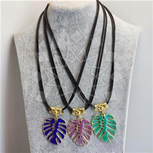 Fashion Tree and Leaf Pendant Necklace Package