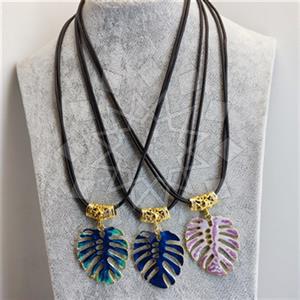 Fashion Tree and Leaf Pendant Necklace Package