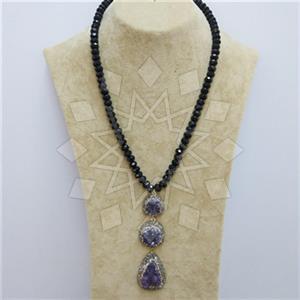 Fashion Gem and Crystals Beaded Necklace