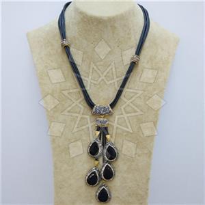 Fashion Gem and Crystals Statement Necklace