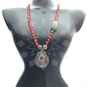 Fashion Gem and Crystals Statement Necklace