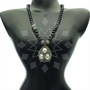Fashion Gem and Crystals Statement Necklace