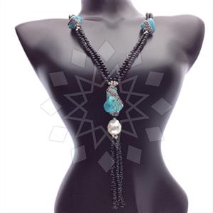 Fashion Gem and Crystals Statement Necklace