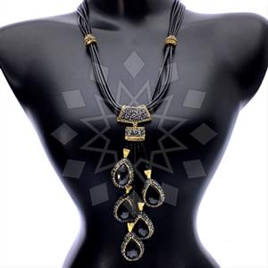 Fashion Gem and Crystals Statement Necklace