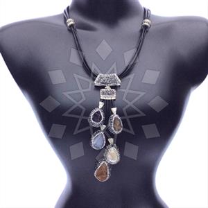 Fashion Gem and Crystals Statement Necklace