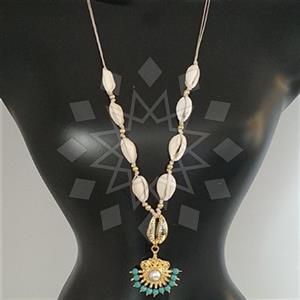 Fashion Puka Shells Beaded Necklace