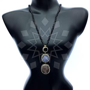 Fashion Gem and Crystals Beaded Necklace